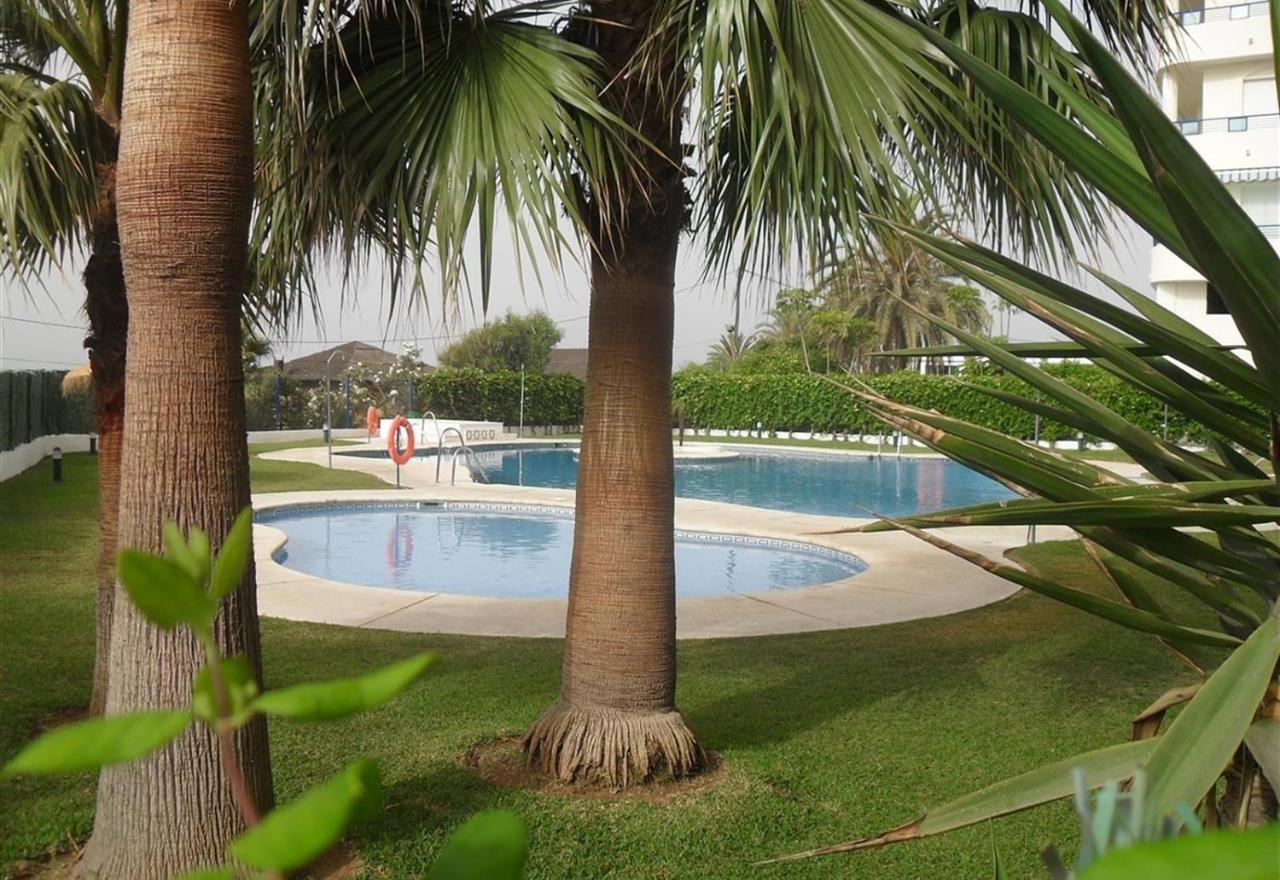 First Line Beach Apartment Marbella Buitenkant foto